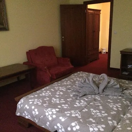 Na Mlyne Стара-Тура