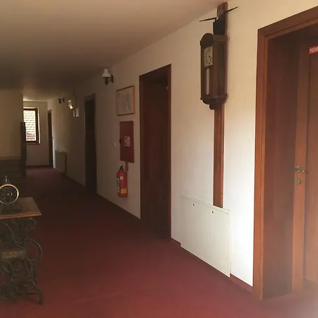 Na Mlyne Гостевой дом Стара-Тура